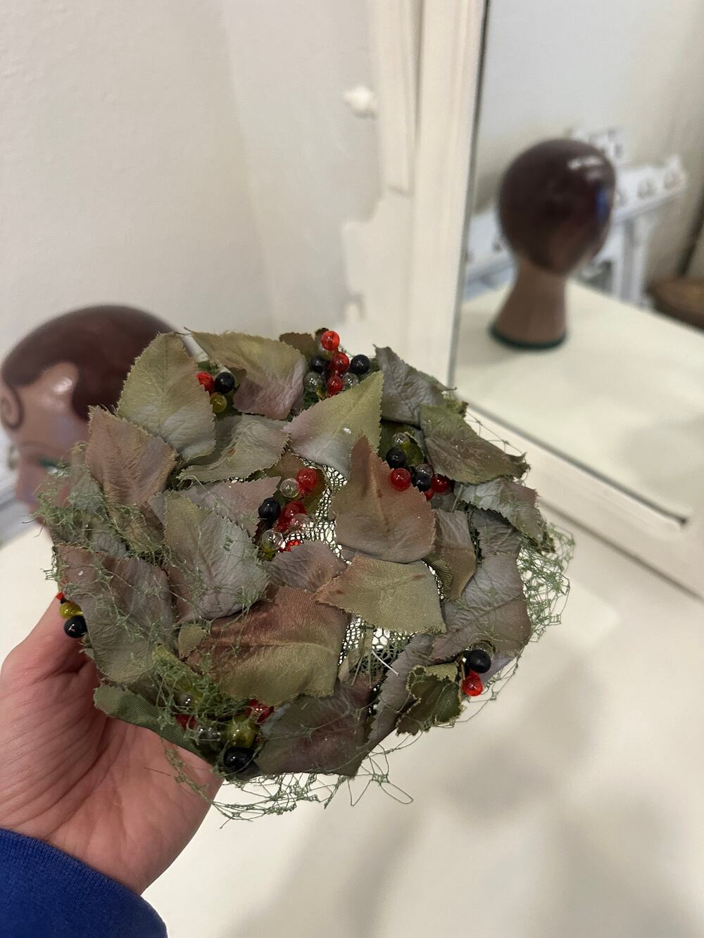Vintage Women’s Fascinator Leaf & Berry Millinery Cocktail Hat